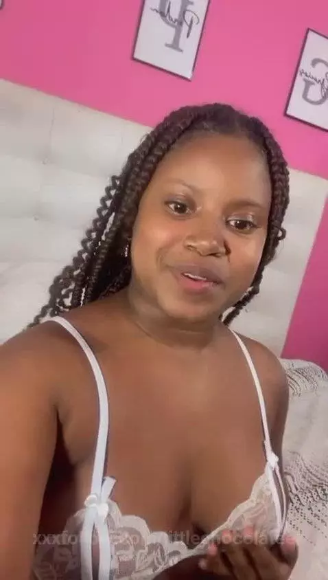 What part of my body will you kiss first? ❤ by littlechocolatee