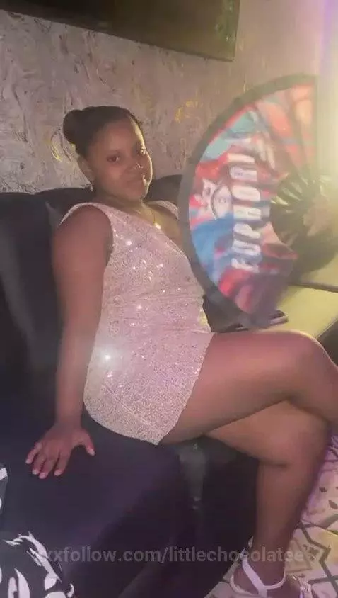 I bet u wanna fuck me under my dress 🔥 by littlechocolatee