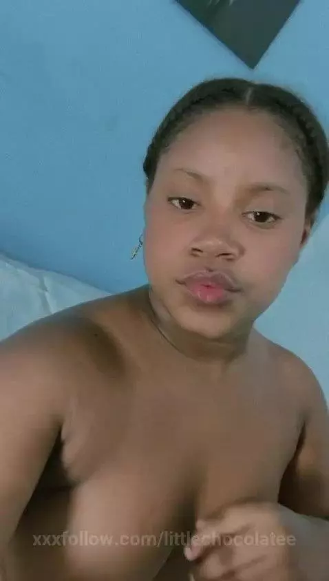 baby kiss me 💕 by littlechocolatee