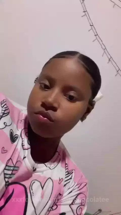 I love it when you kiss me and enjoy your body 😘🔥🤤 by littlechocolatee