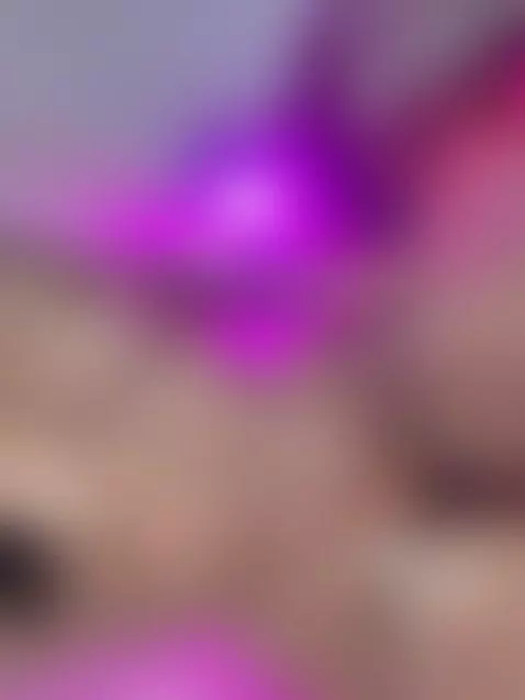 Heyy come and enjoy this beautiful body for your pleasure by a-vanellopecute