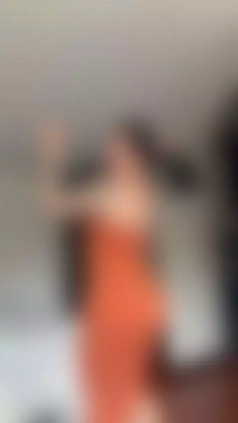 ❤️Sexy curves and a nice ass 🍑 by a-vanellopecute