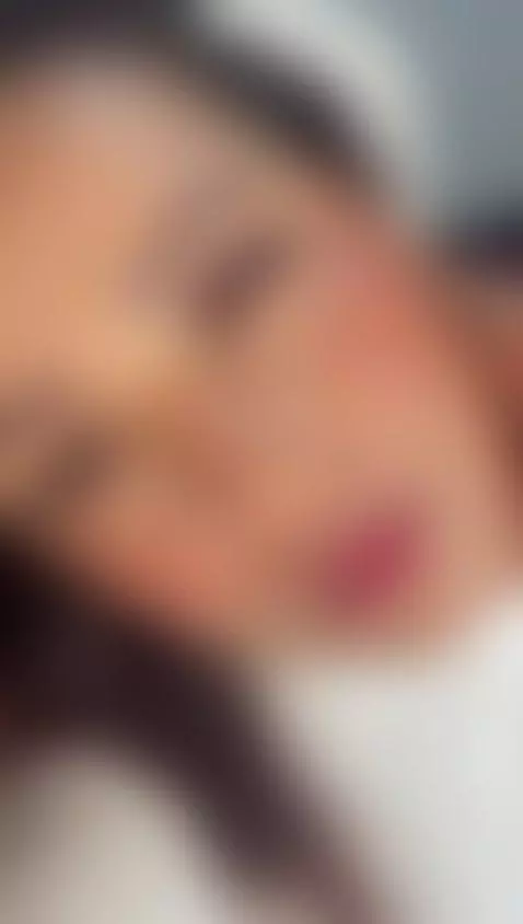 I send u some kisses for u darling 🥰 I hope see u today ❤️ by a-vanellopecute