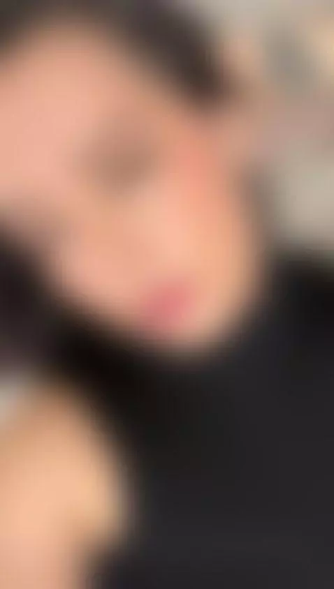 I am online if u want to have some fun now  ♥ by a-vanellopecute