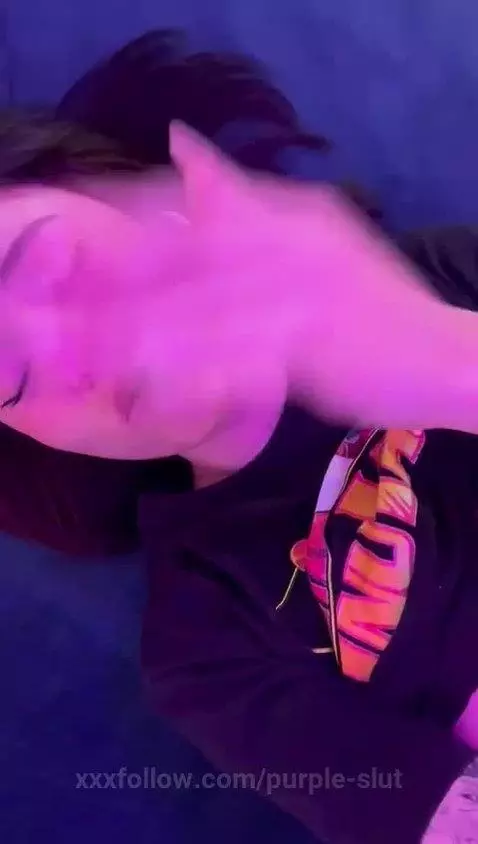 Hi uwu by purple-slut