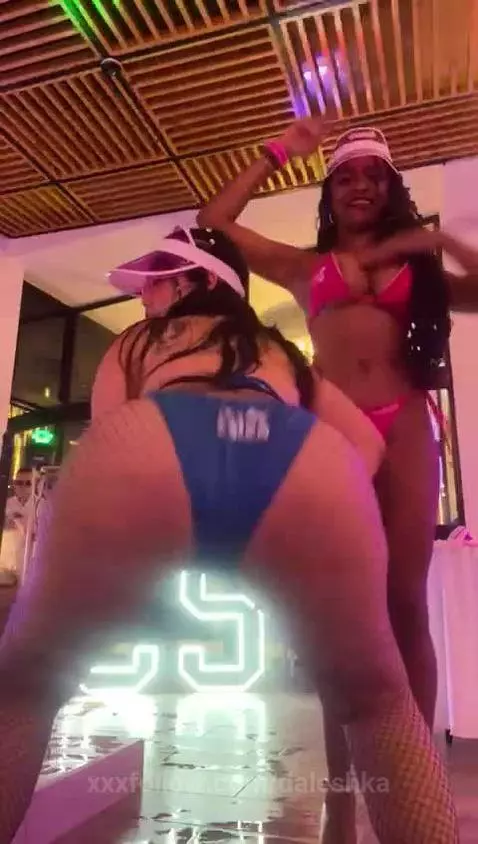 exhibicionista, exhibitionism, exhibitionist by daleshka