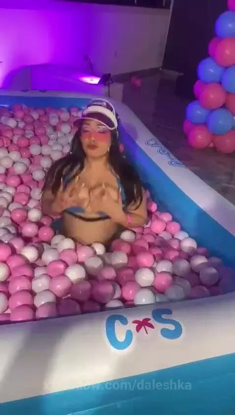 exhibicionista, exhibitionism, exhibitionist by daleshka