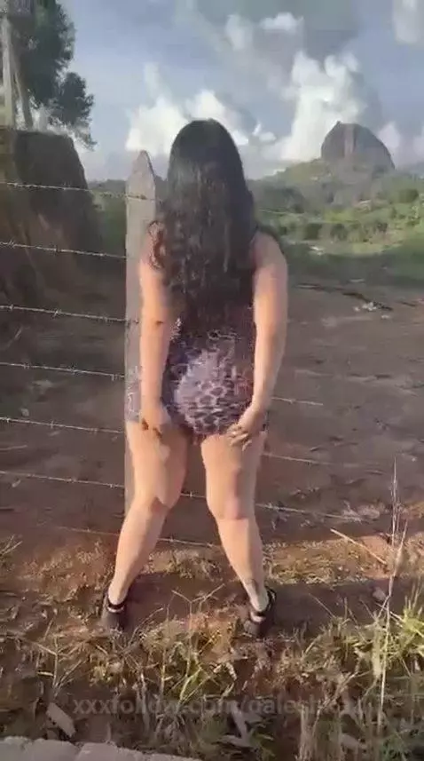 exhibitionist, ass, exhibitionism by daleshka