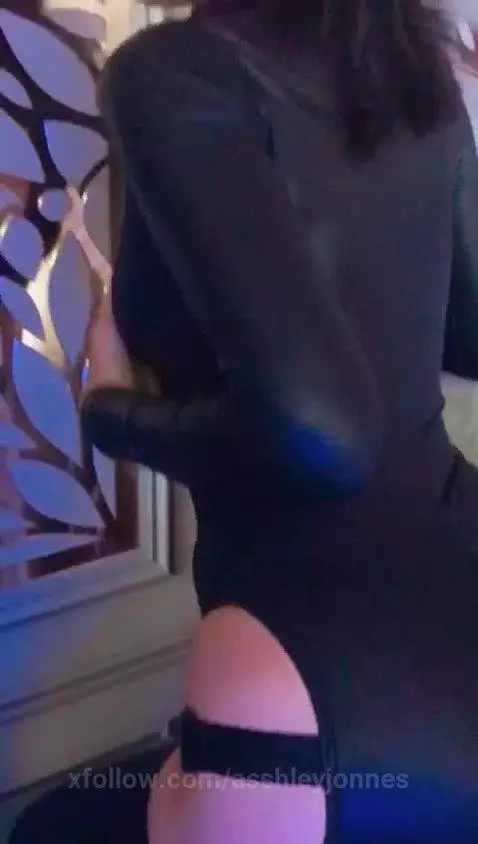 I want to feel your cock inside my pussy and spill all your ... by asshleyjonnes