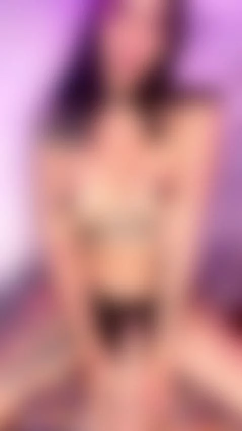 Your favorite virtual girlfriend 😈 by dakotaangeel