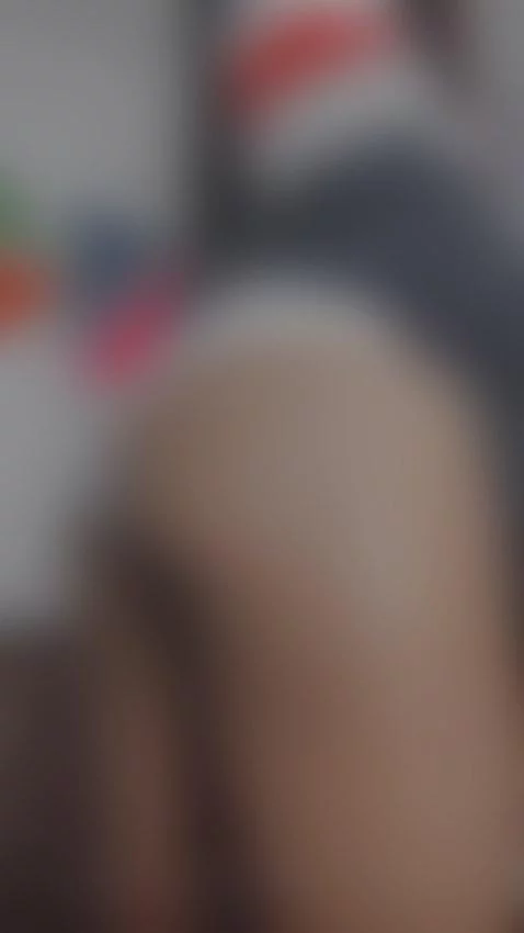 It's so cold that I want to get hot with you 🥶🥵 by tiifanny-goomez