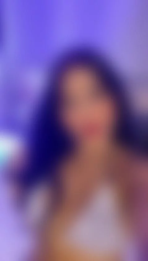 My first Day on Camsoda. Come with me. by lauren-venom