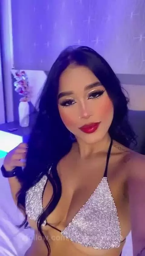 My first Day on Camsoda. Come with me. by lauren-venom