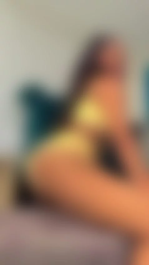 🫵🏽💛🍆 quien me quiere partir el 🍑🍑? by lauraosorio1604