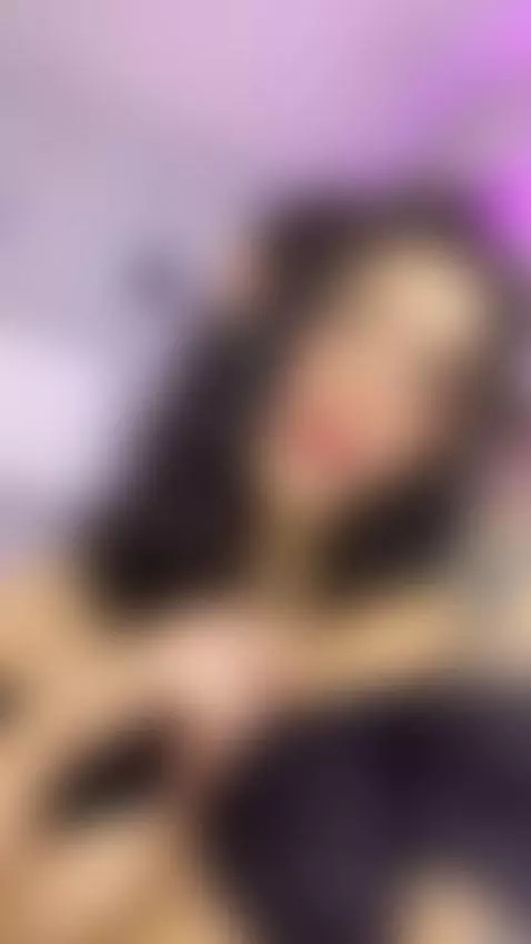 Do u like elves? 🧚‍♀️ by bella-graves