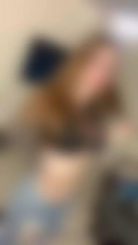 im normal by liillyrousse