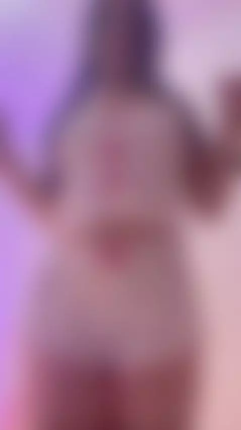 Bouncing to drive you crazy 💥💦 by valeryyrose