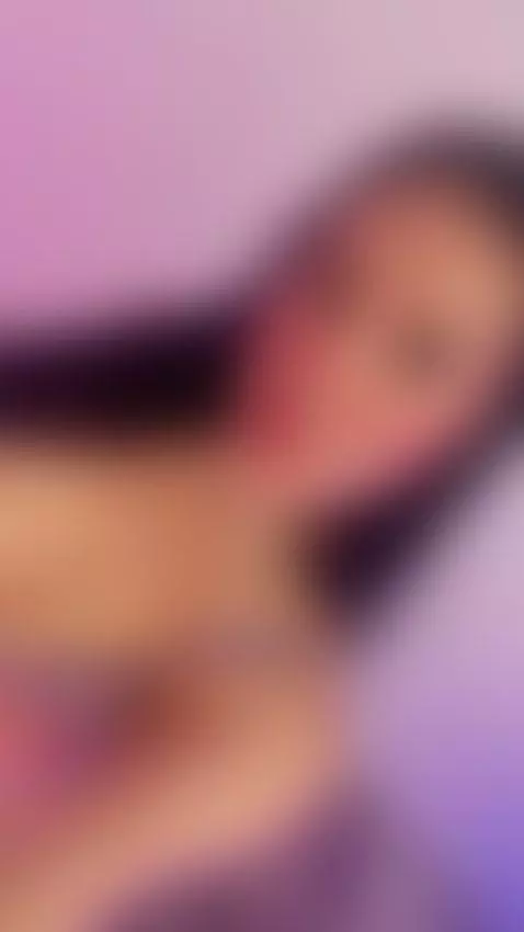 One Kiss… and You’re Mine 👀💋 by valeryyrose