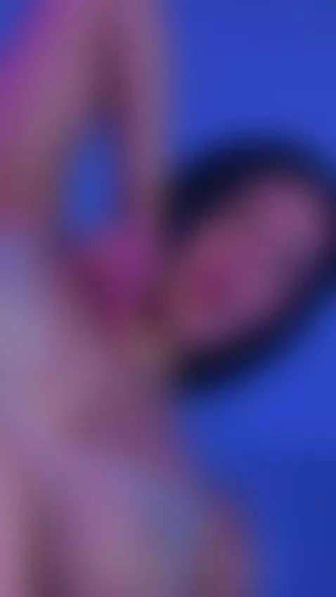 One Kiss, Infinite Desire 💕👀 by valeryyrose