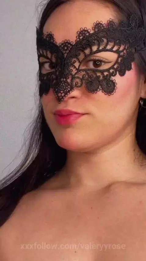 A Mask of Desire… Can You Handle It? 😈 by valeryyrose