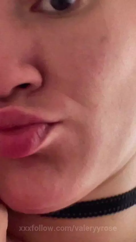 😀😌😝 by valeryyrose