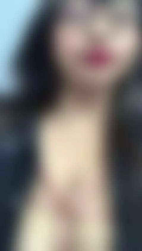 hey... se my tis are ready for u by cassandralopez