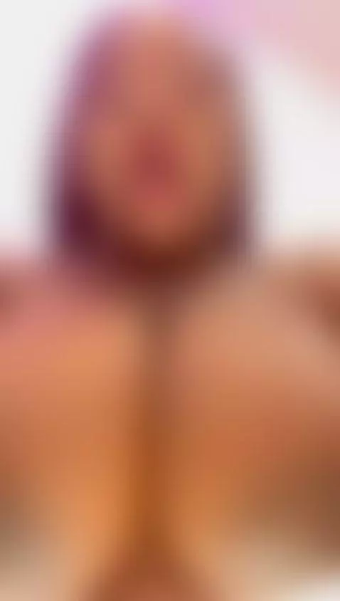 💋 Come say hi to your girl… I’m online by channelcarter