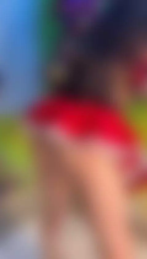 WILL YOU LET ME BE YOUR GIFT THIS CHRISTMAS? by lucyy-start