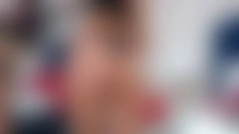 Shaking my ass for you by paulinarivas