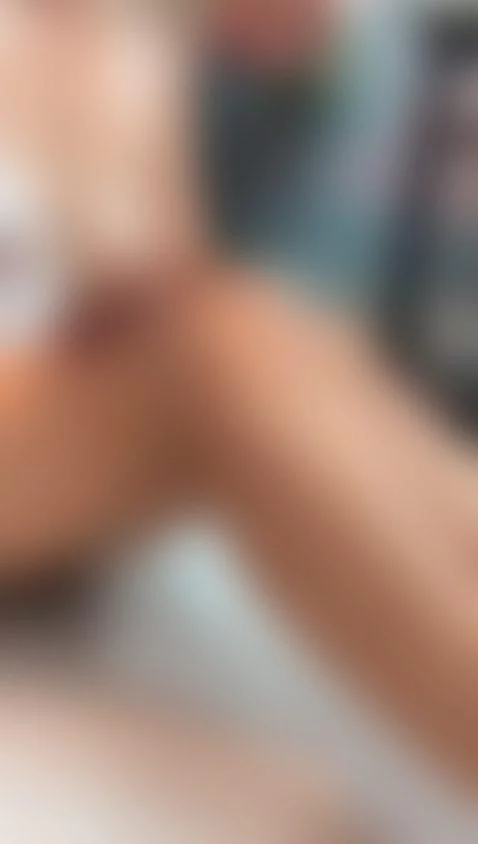 ❤️‍🔥I can't stop thinking about anything other than touching... by melinajames