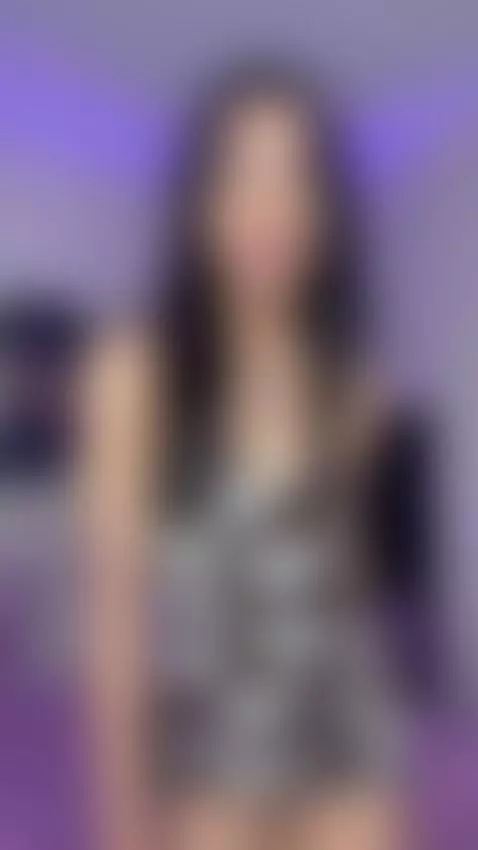 I was told this is a good place to show cleavage. by isanixon