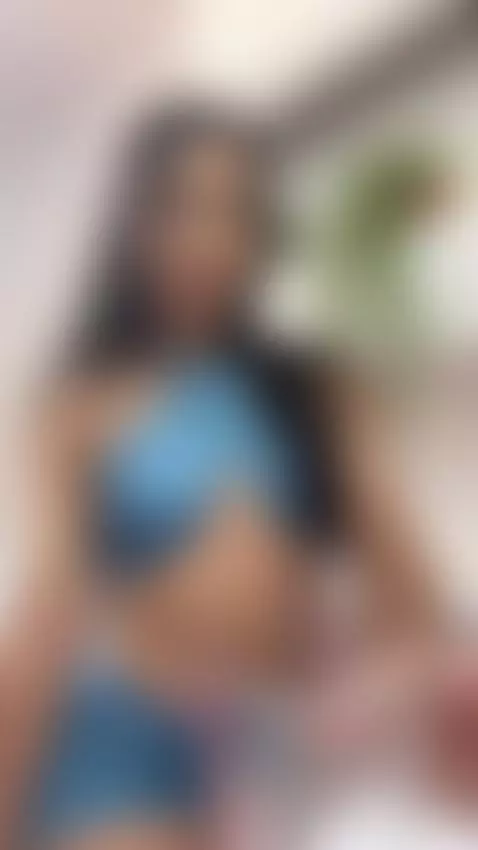 I’ll be sending a gift to my onlyfans today, I’ll see you th... by isanixon