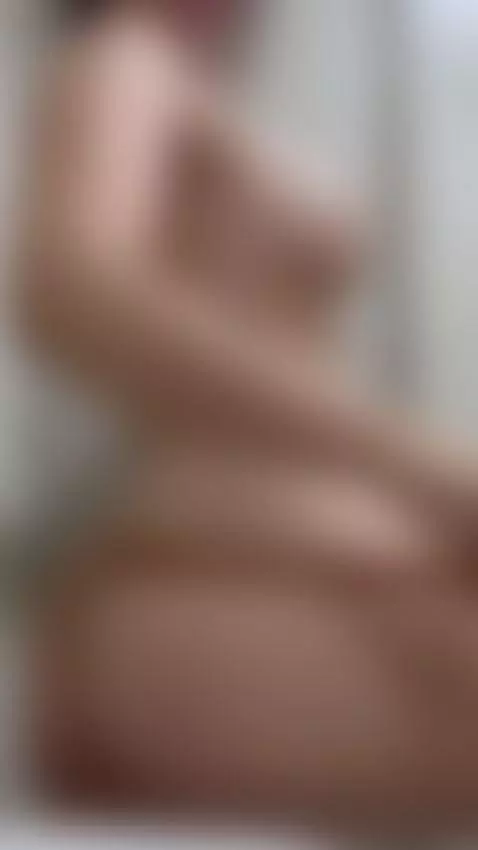 Have you seen me on my other networks? by roxannegomez