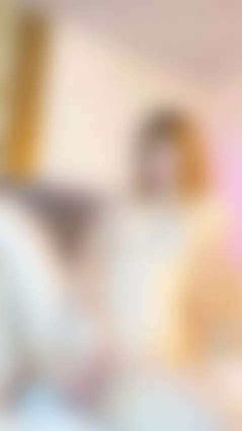 I'd better ride yours and make me wet my pussy a lot...💦 by emmaa-blonde