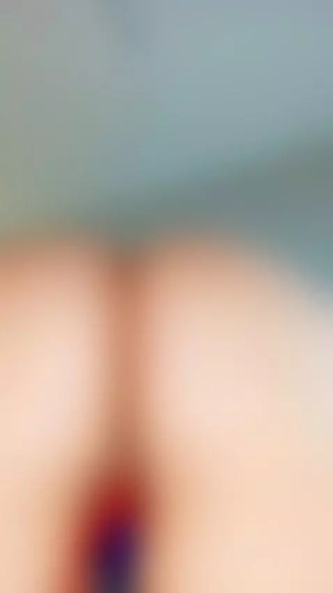 I want to sit on something to feel it inside and moan too mu... by emmaa-blonde