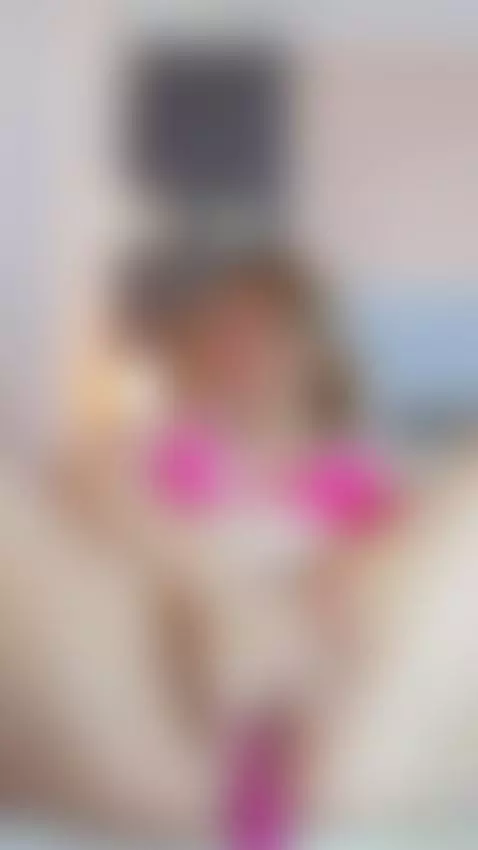 explore every place with my fingers, wet places and corners.... by emmaa-blonde