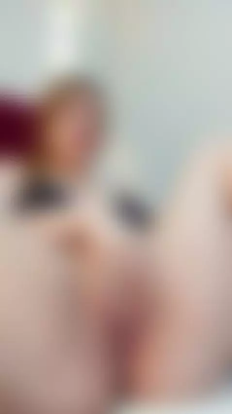 I didn't endure the desire to masturbate by emmaa-blonde