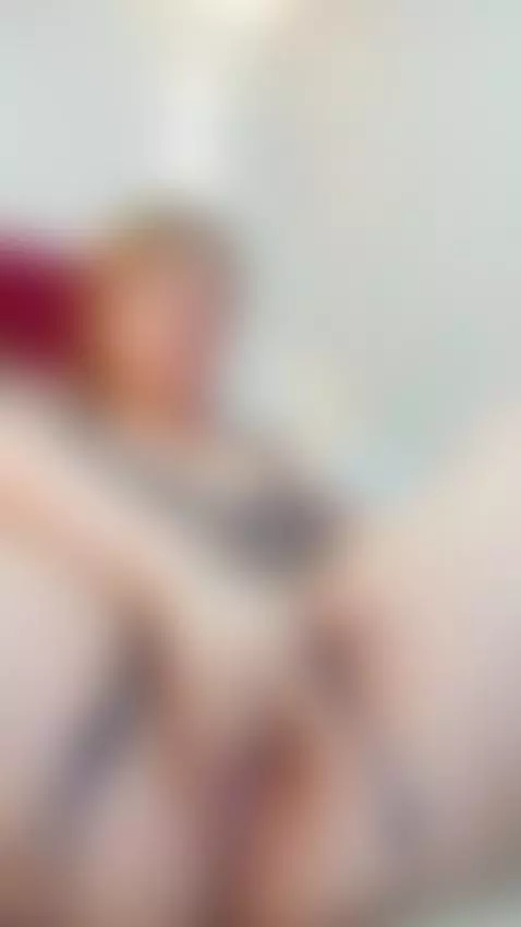 We play together with my pussy by emmaa-blonde