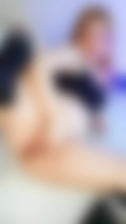 online right now🔥 by emmaa-blonde