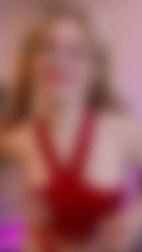 This pretty face hides a very wet and horny pussy...🤤 by emmaa-blonde