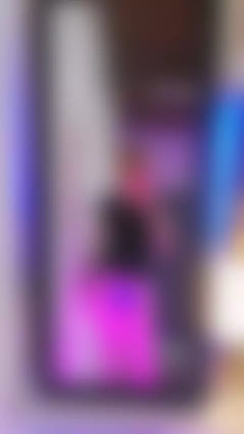 look how it moves by emmaa-blonde