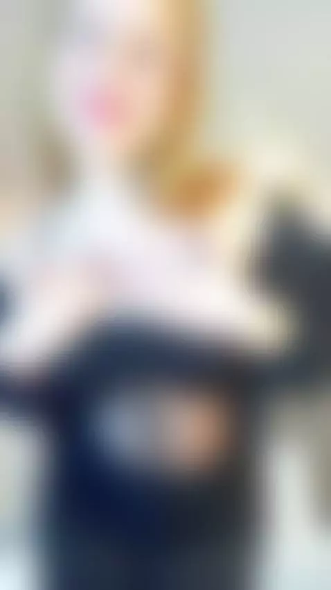 Thinking seriously about touching myself really hard today! by emmaa-blonde