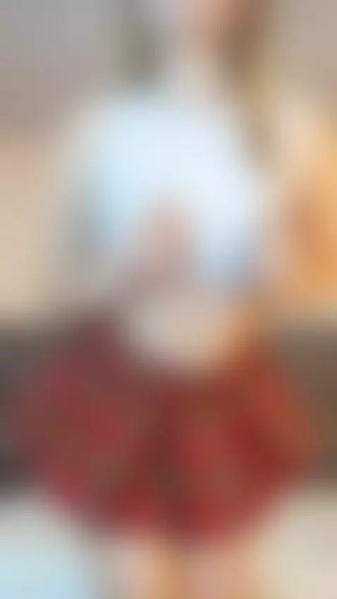 a little skirt where everything can be seen so you can look ... by emmaa-blonde