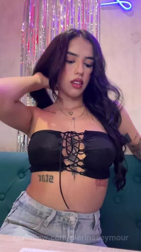 😉😉 by pierinaseymour