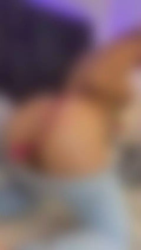 Make me vibrate and skahe my ass!!! by melisalopez