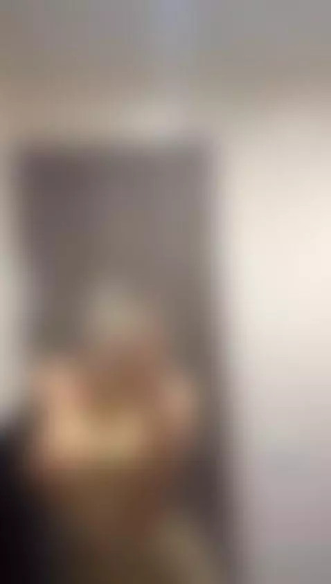 A little dance for all of you by mahia-jimenez