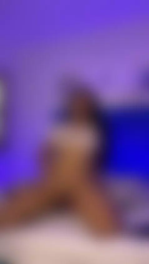 I'm very horny today by belindarosse