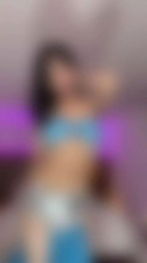 I’m already online 🔥 full of energy and ready to have so muc... by viiolet-thomas