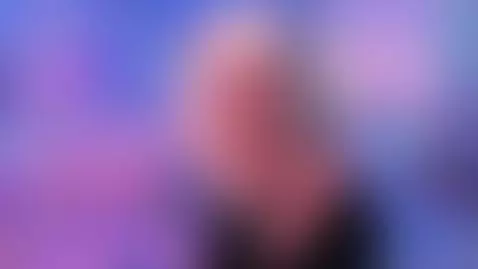 "Cada roce de tu piel enciende la pasión en mi ser."🍒😈 by broklinwhite