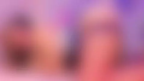 I am your favorite sexu girl who makes you the best deep thr... by broklinwhite